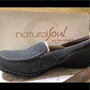 Natural Soul graphite gray loafer 8M